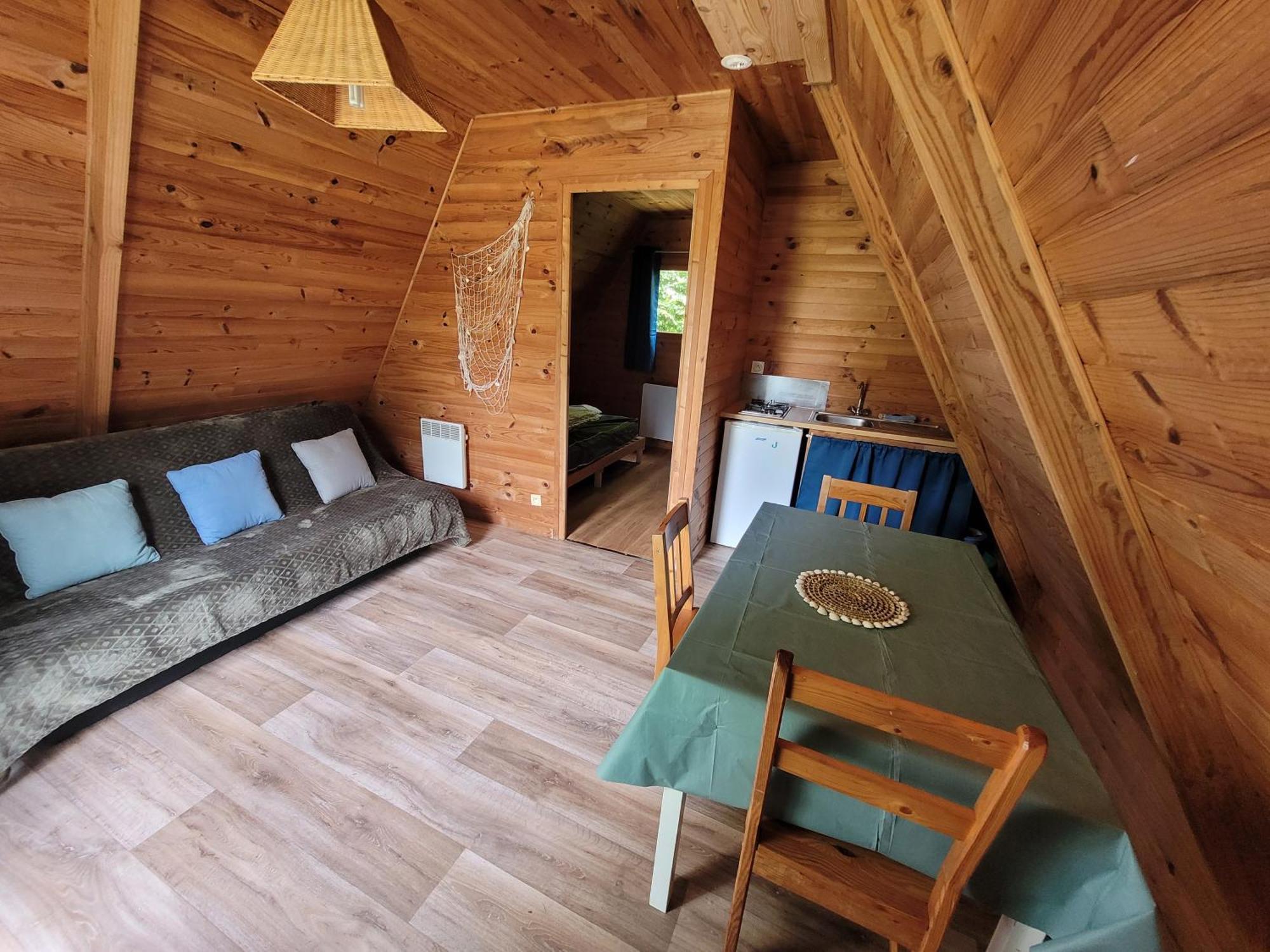 Camping Les Hirondelles Bourg-Sainte-Marie Kültér fotó
