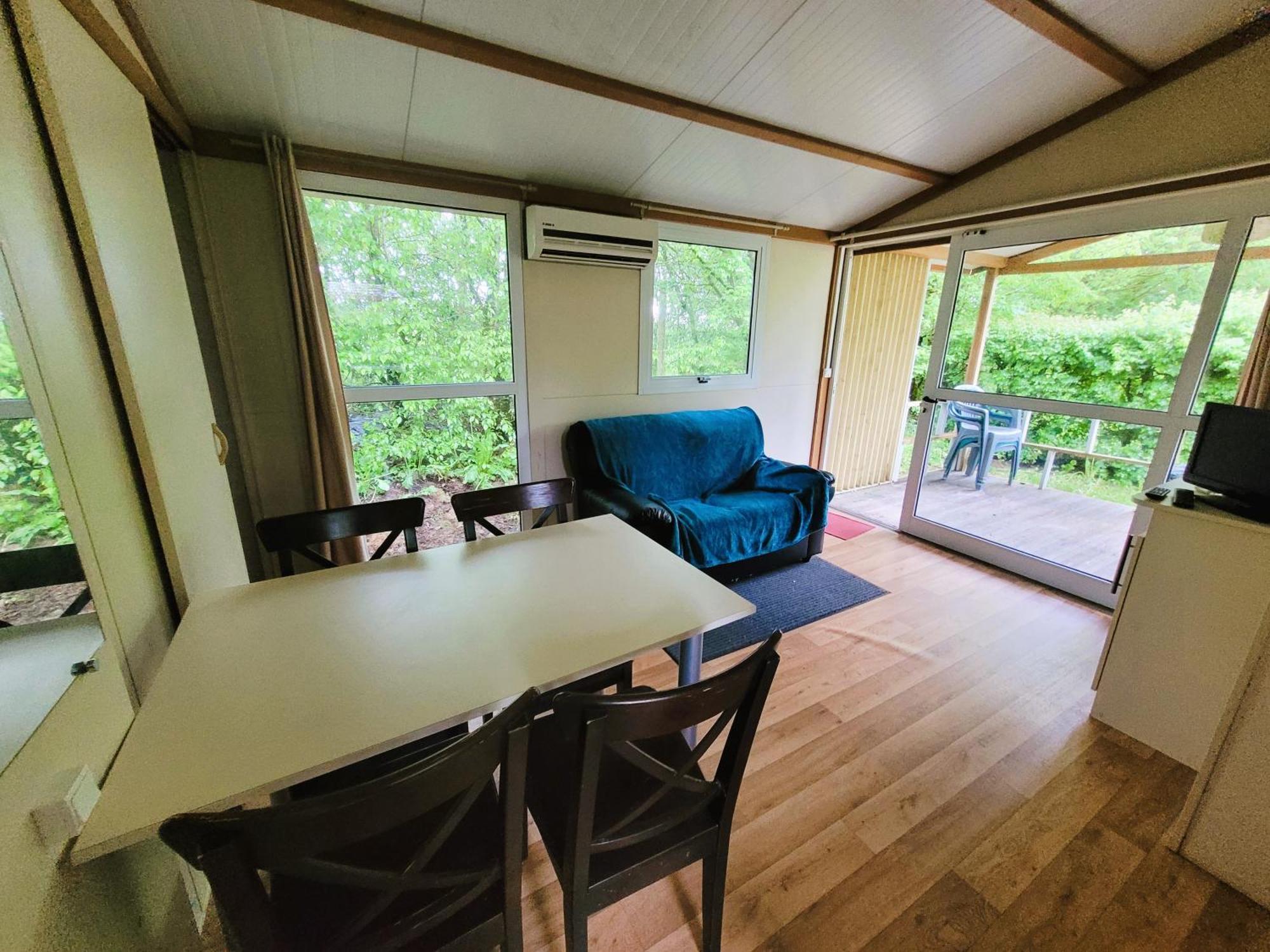 Camping Les Hirondelles Bourg-Sainte-Marie Kültér fotó