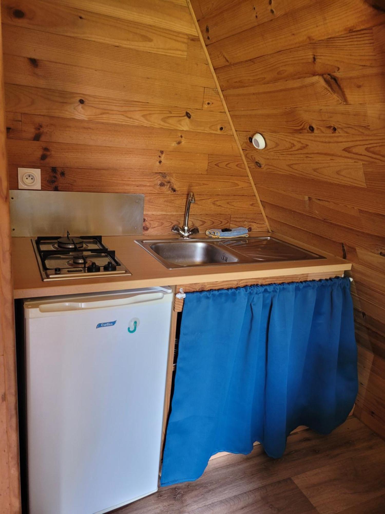 Camping Les Hirondelles Bourg-Sainte-Marie Kültér fotó
