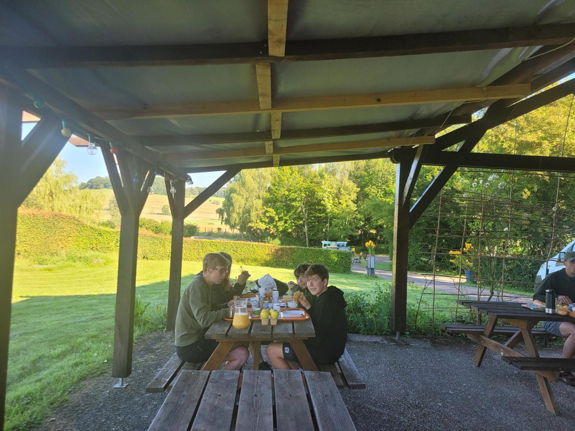 Camping Les Hirondelles Bourg-Sainte-Marie Kültér fotó